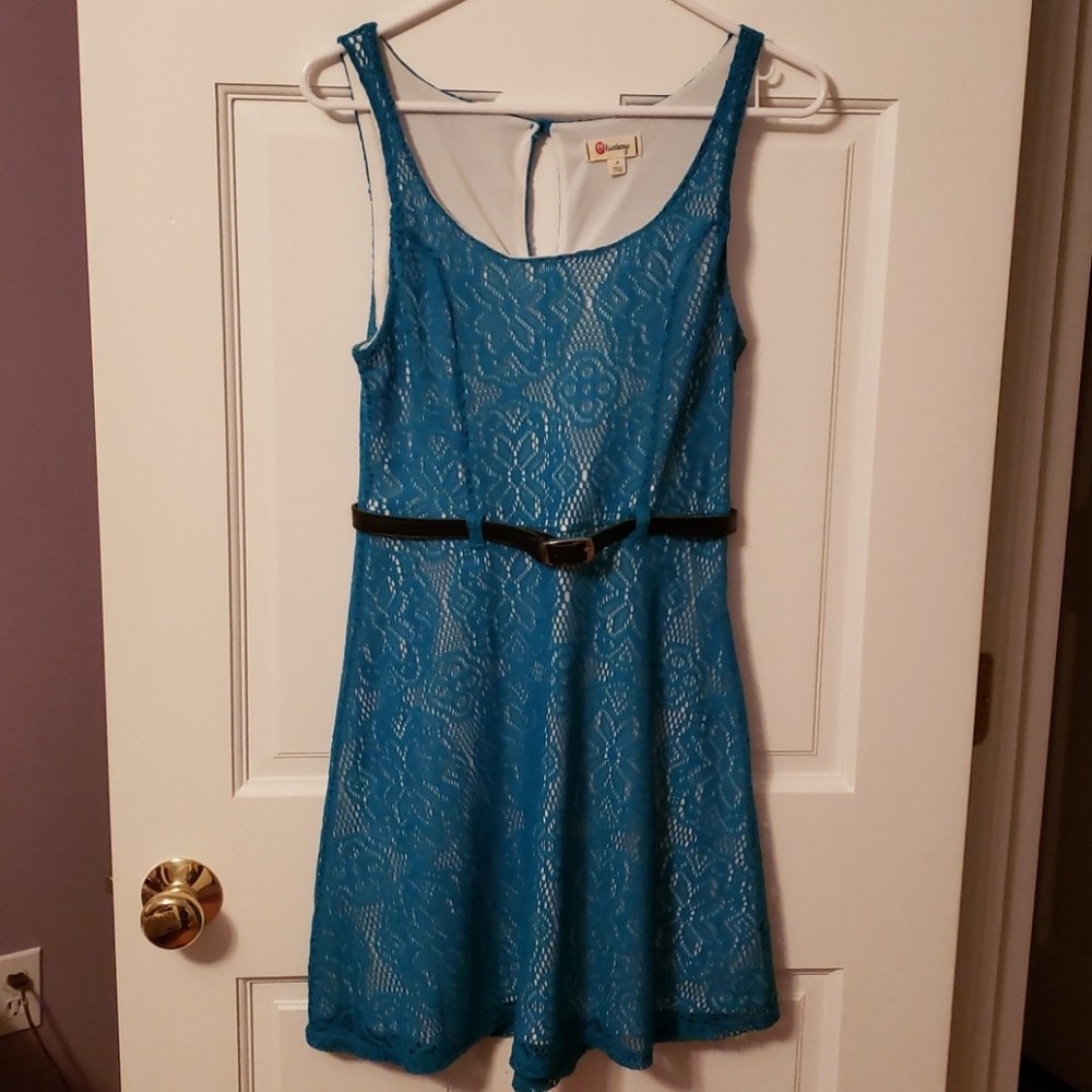 Blue/white lace dress